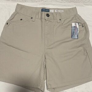 Liz Claiborne Women's Tan Flat Front Shorts